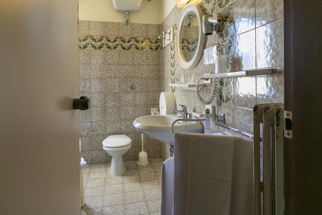 Il Cochino Hotel 2*