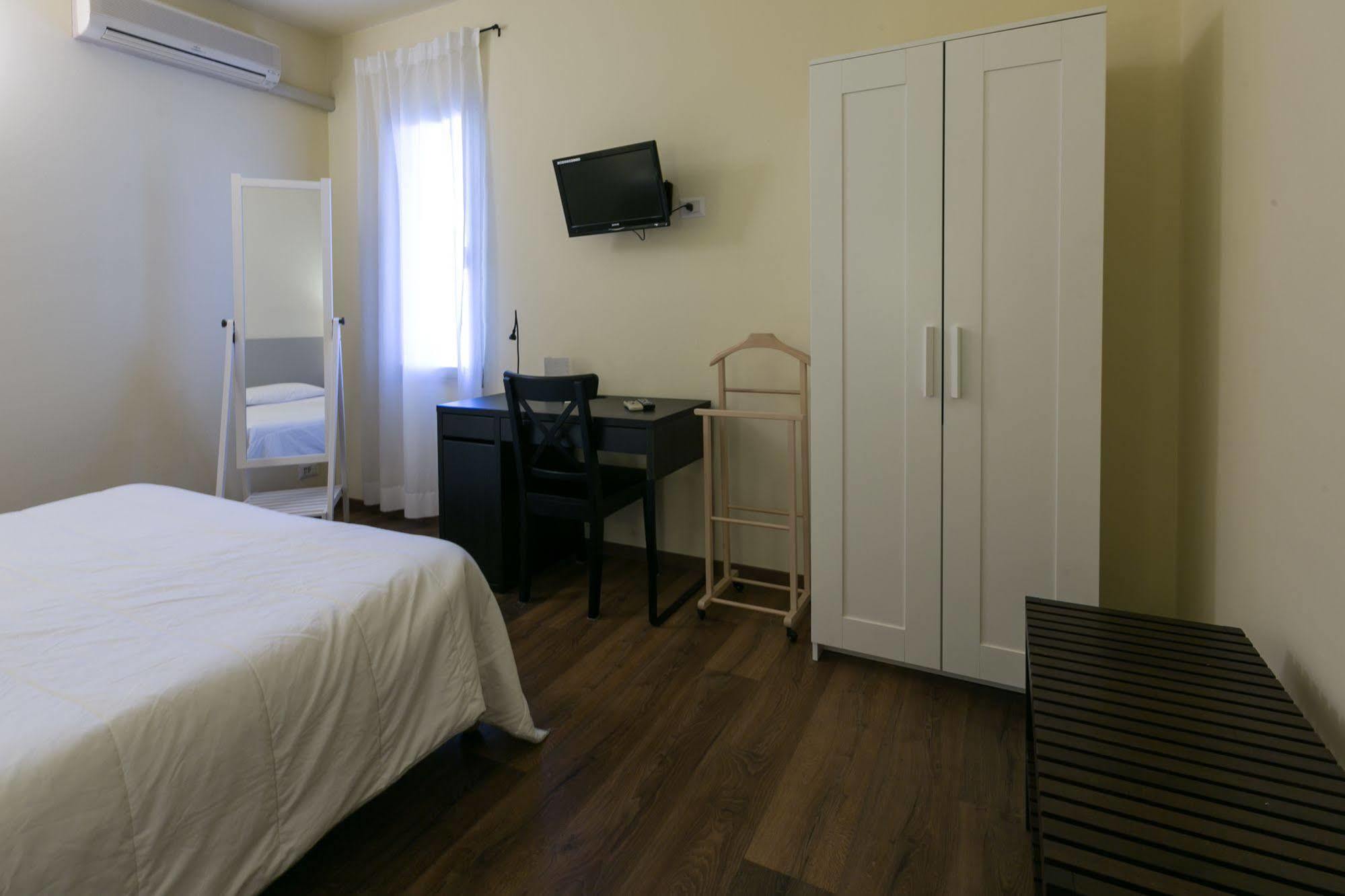Il Cochino Hotel 2*